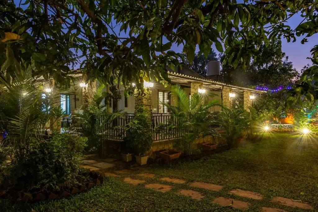 Saffronstays Apricus Farm, Karjat