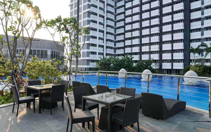 Pool View Studio at West Vista Apartment By Travelio