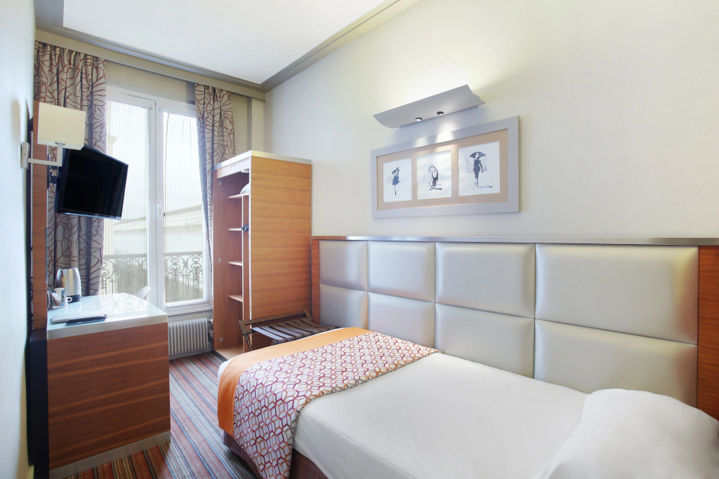 Hotel photo 12