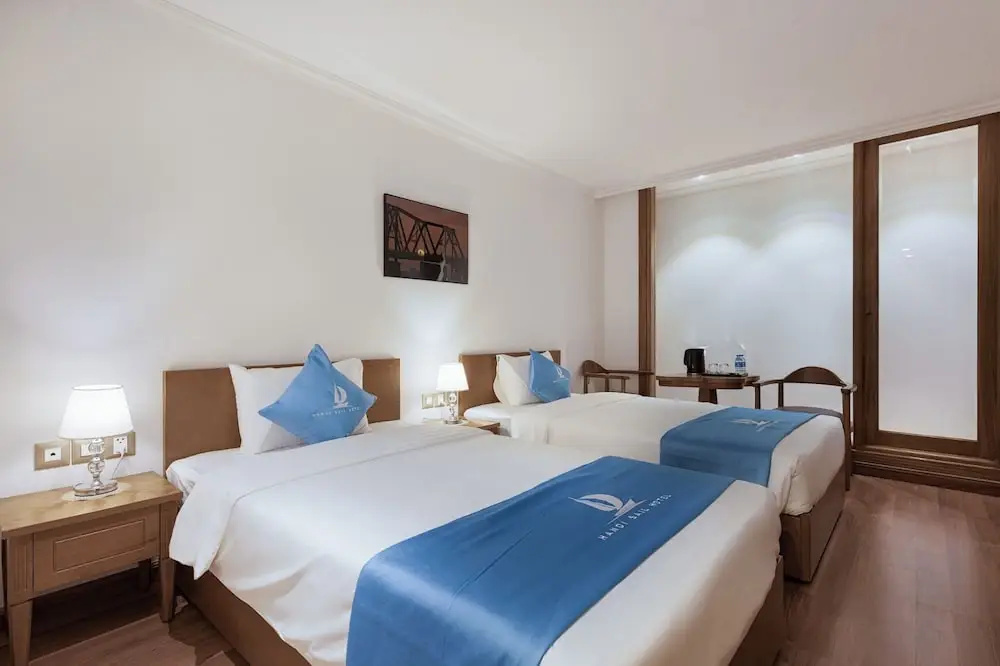 Отель Hanoi Sail Hotel в Ханое