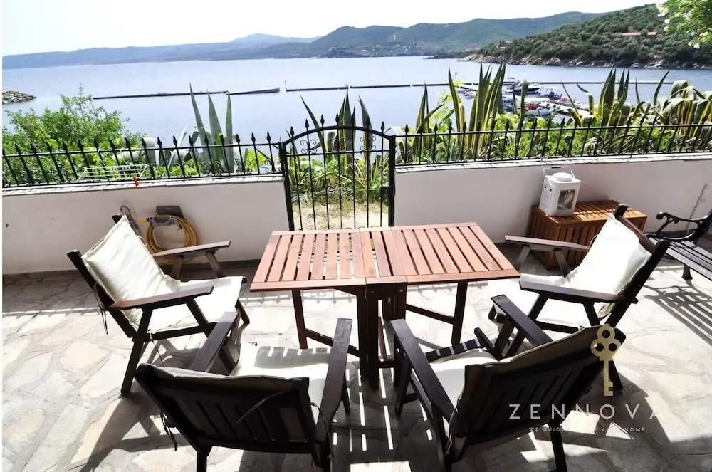 Zennova 43 Pirgadikia Sky & Sea Home
