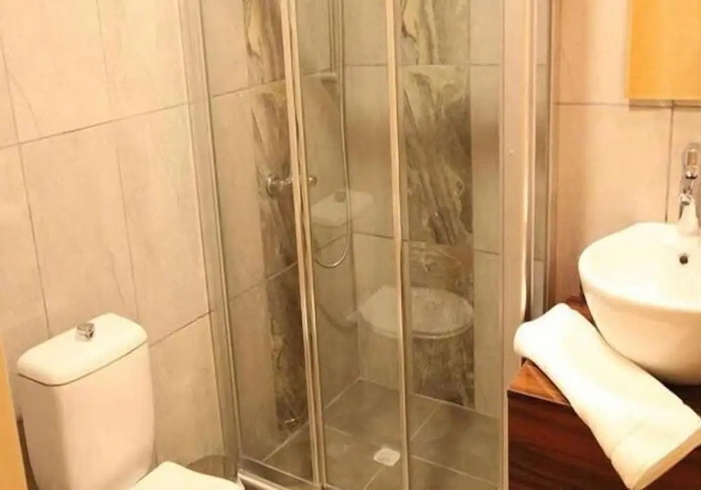 hotel-thumb