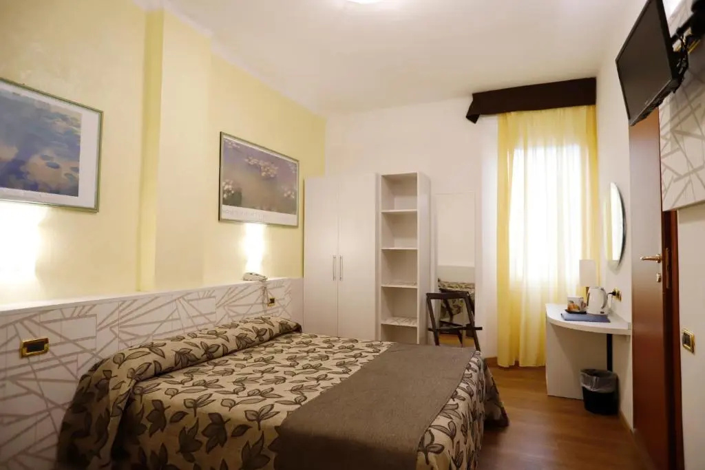Superior Triple room