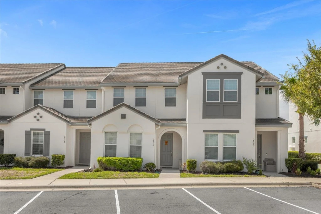 4 Bedrooms / 3 Bathrooms / Festival (232 CD), Davenport, US