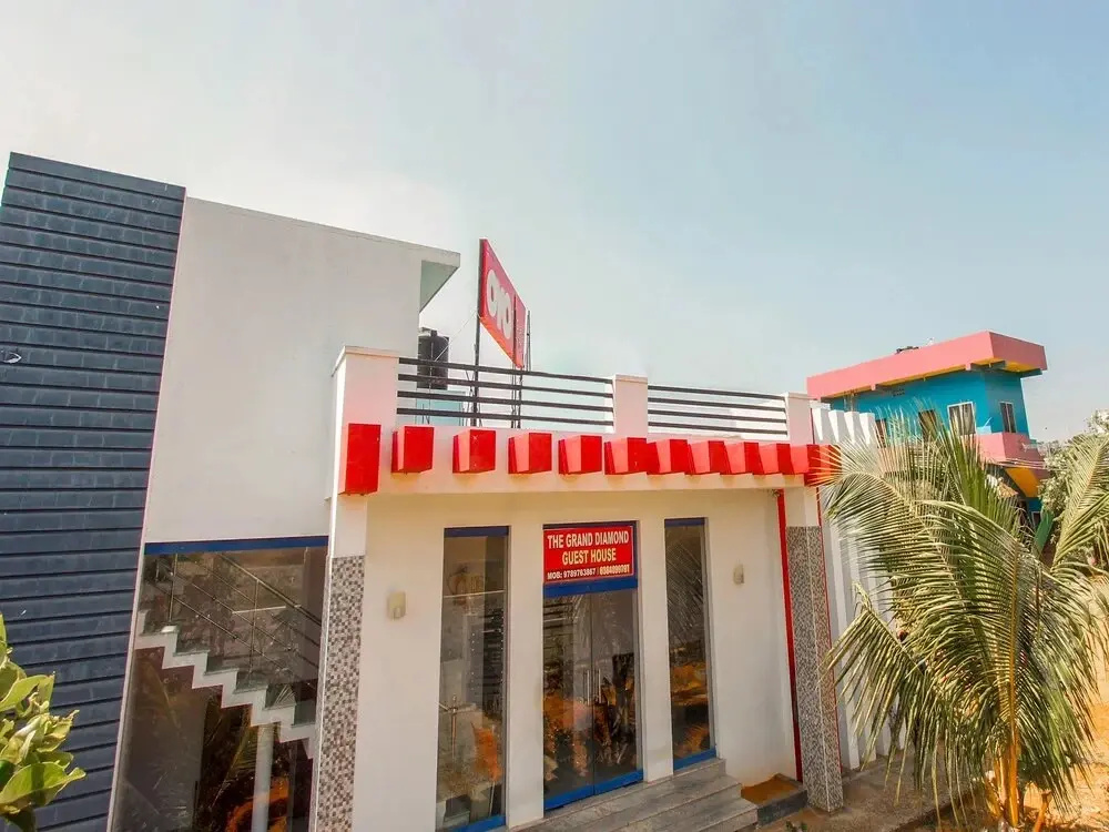 The Grand Diamond By OYO Rooms