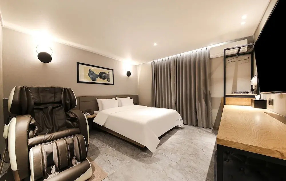 Premium room