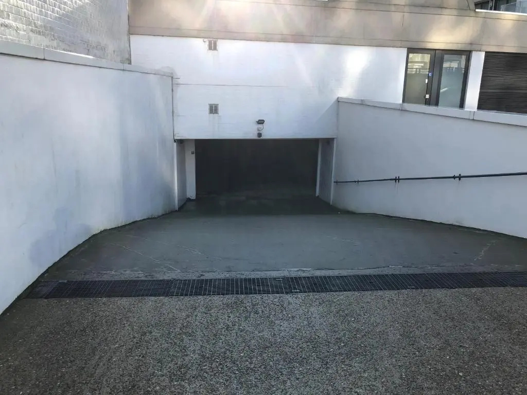 Luxueus nieuw zonnig hoekappartement SEAVIEW Heldenplein - 2x ruime garagebox