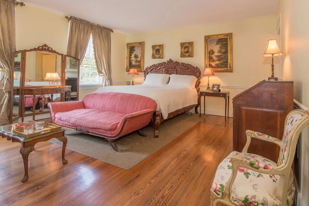 Standard room with balcony
