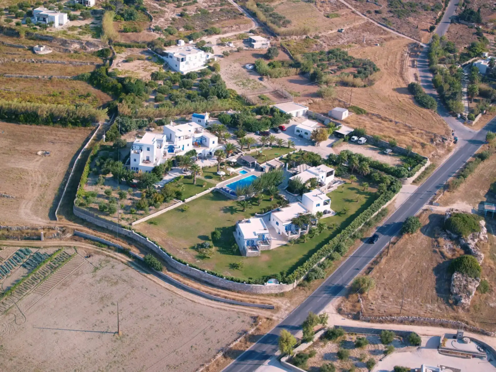 Fragoulis Village