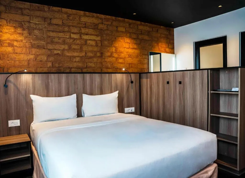 Standard Double room (full double bed)