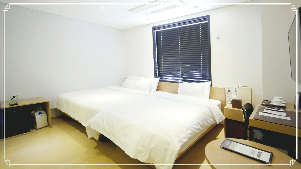 Standard Double room (twin beds)