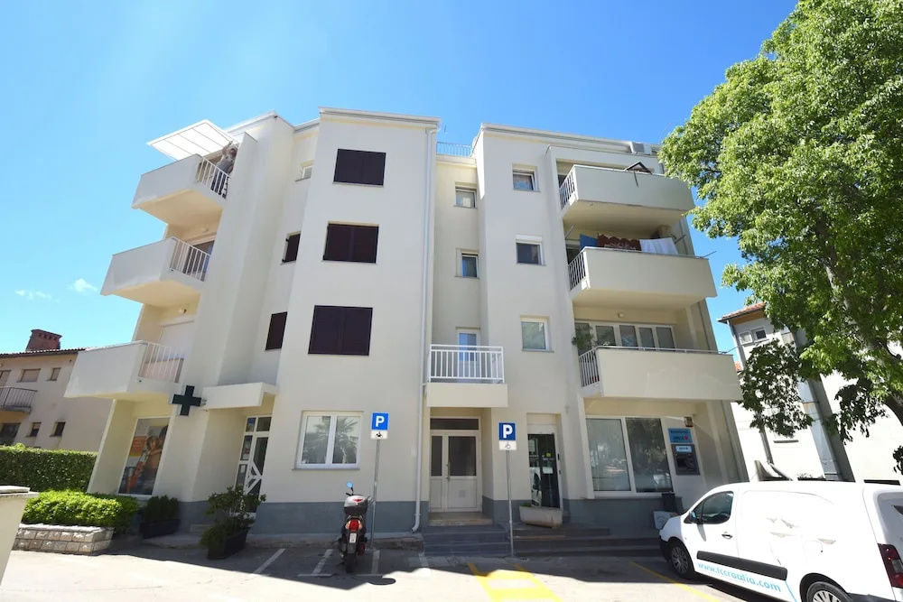 Apartment Jela