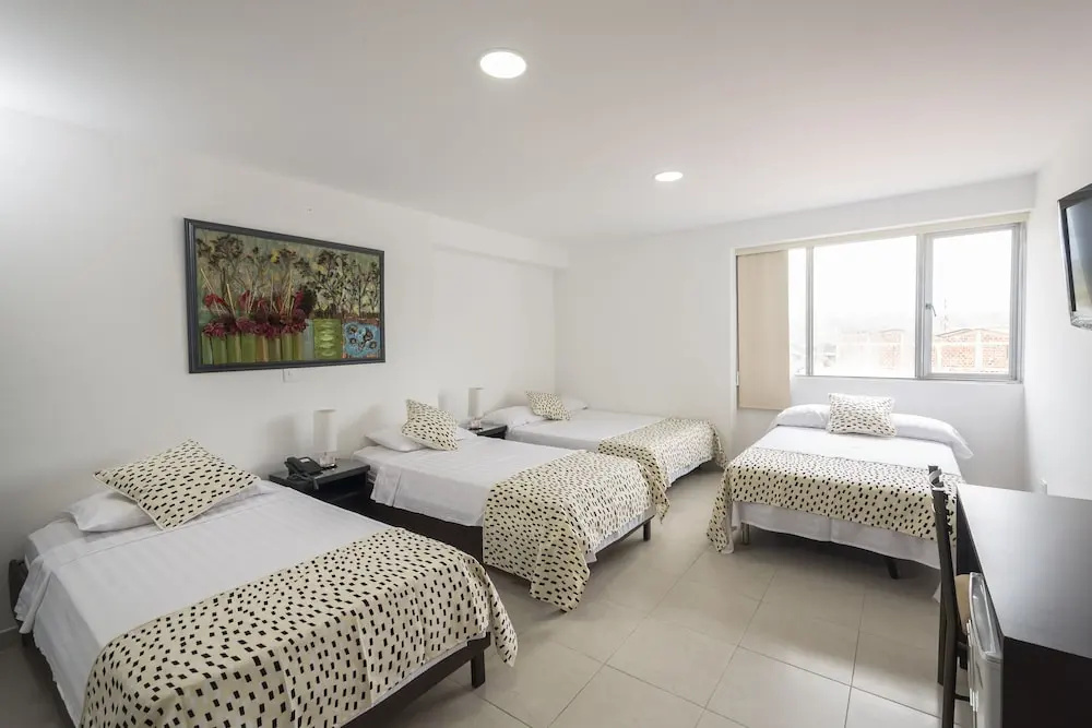 Casablanca Hotel, RestoBar, Catering, Events & Tourism in Garzón - Chambres