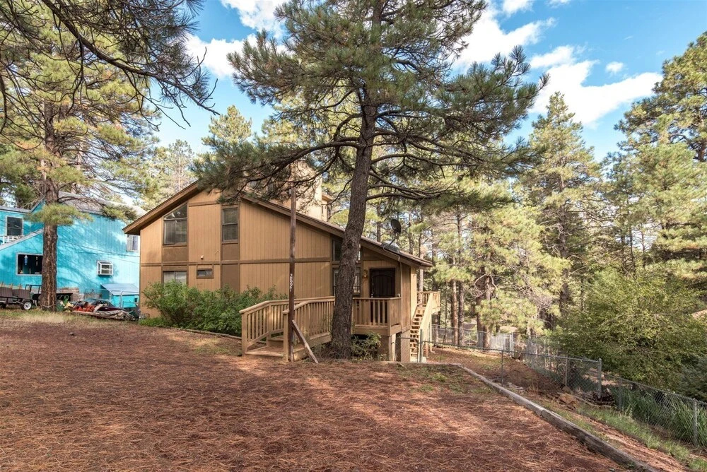 Inn-joy Lodge