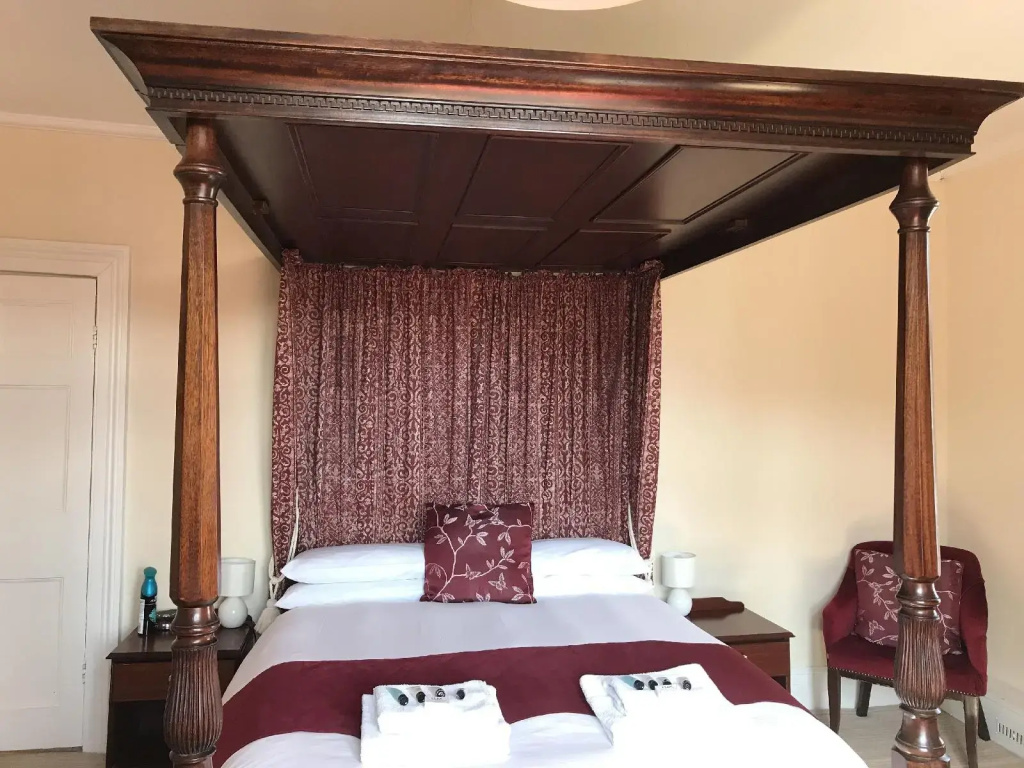 The Crown Hotel - Général