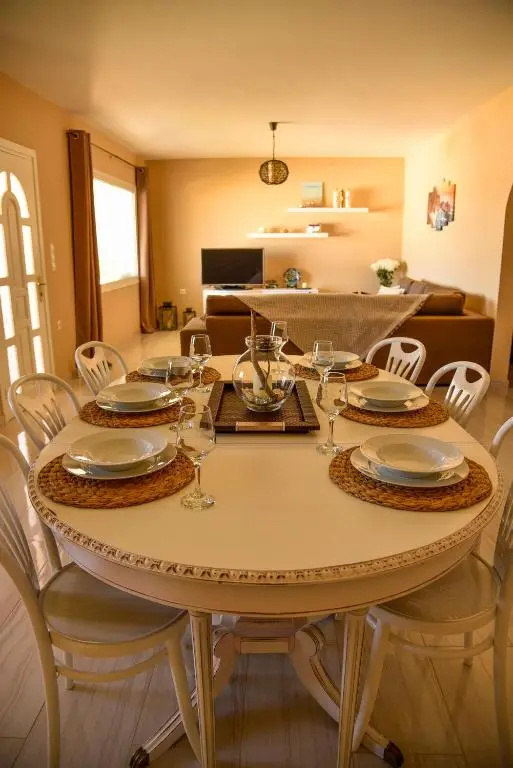 Elegant Apartment