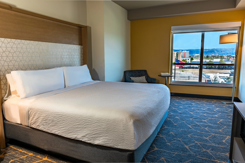Holiday Inn & Suites Oakland Airport by IHG - Général
