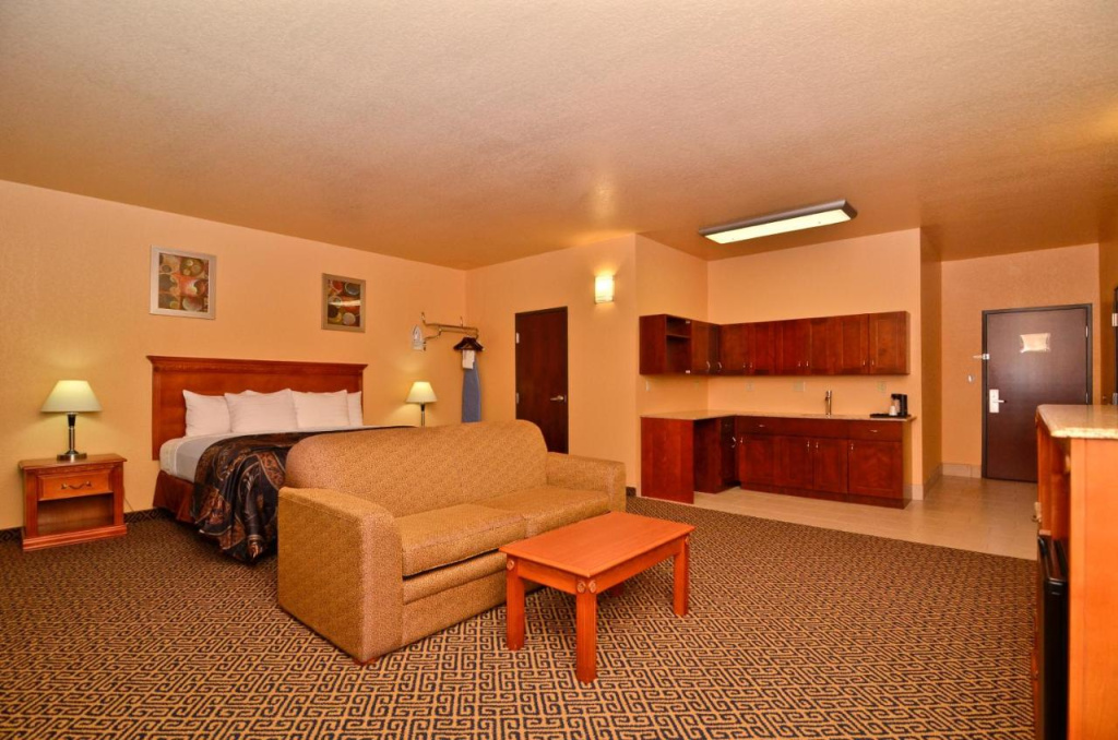 Best Western Broken Bow Hotel & Suites