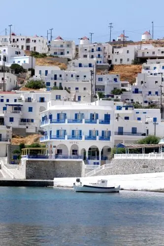 Paradissos Hotel 1 *