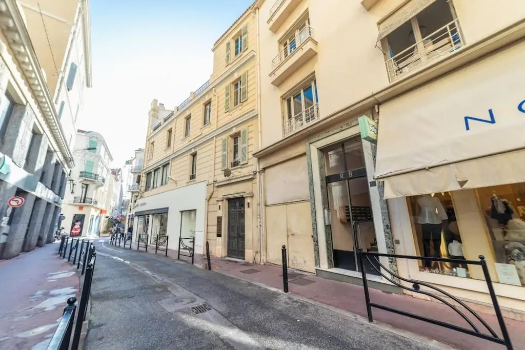 Luxury Apartment - 150m to Palais des Festivals ( Cannes )