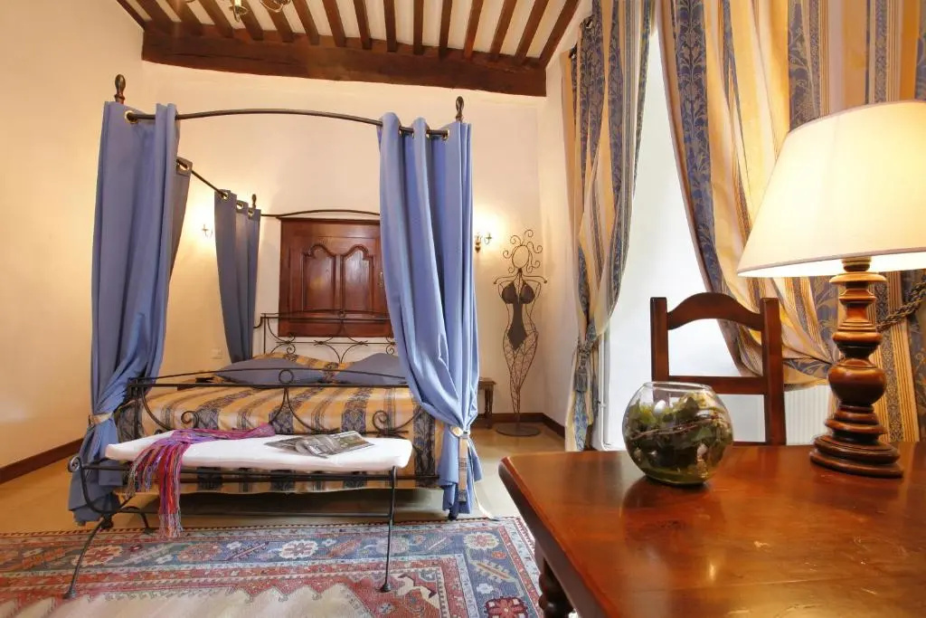 Chateau Chapeau Cornu - Chambres