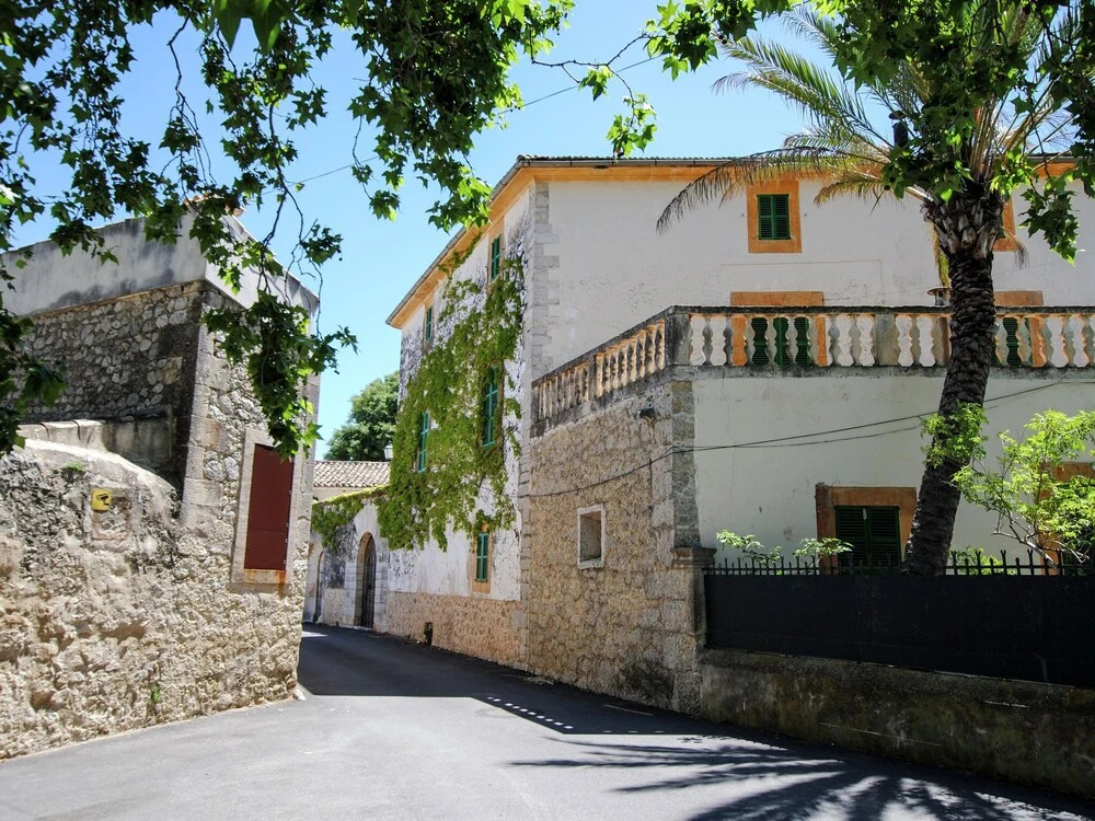 Cosy Finca With big Private Swimming Pool Very Centrally Located on the Island