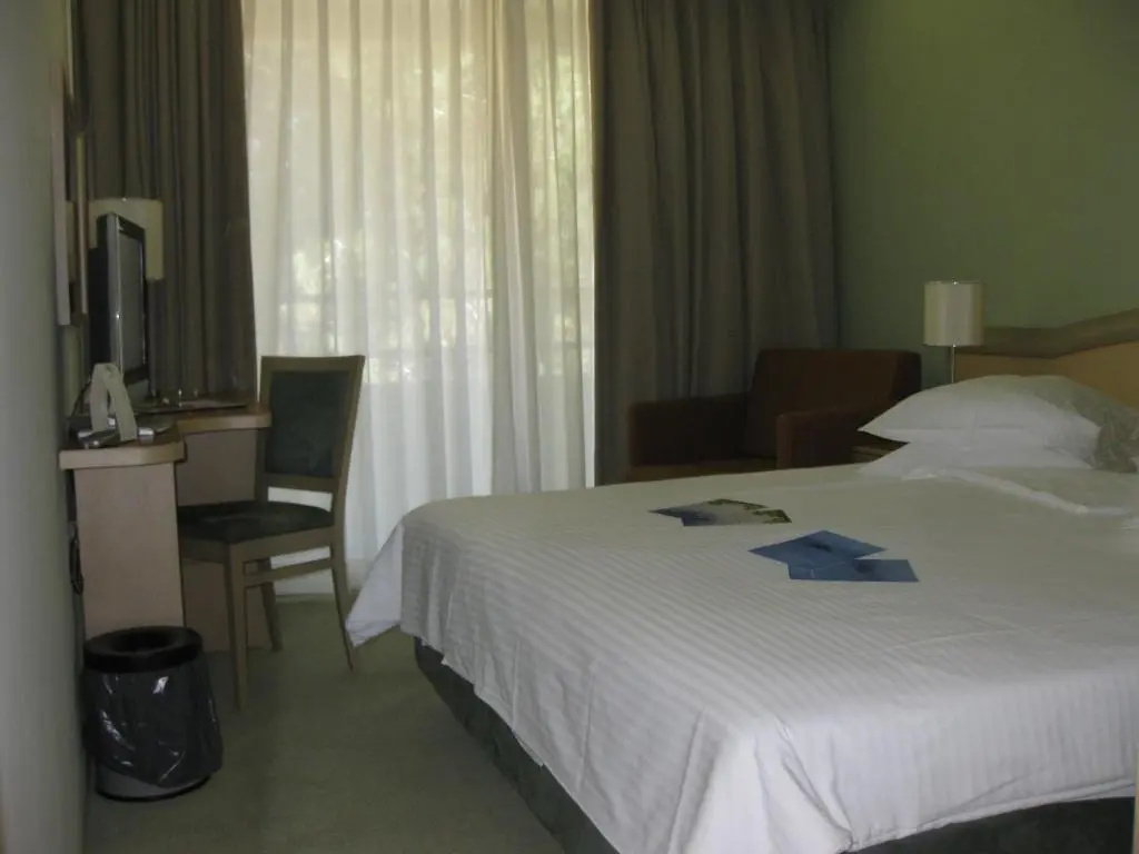 Superior Double room (full double bed)