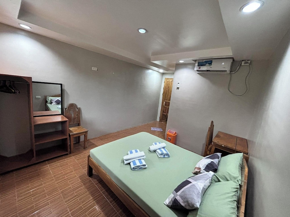 Standard Double room with balcony and with garden view (full double bed)