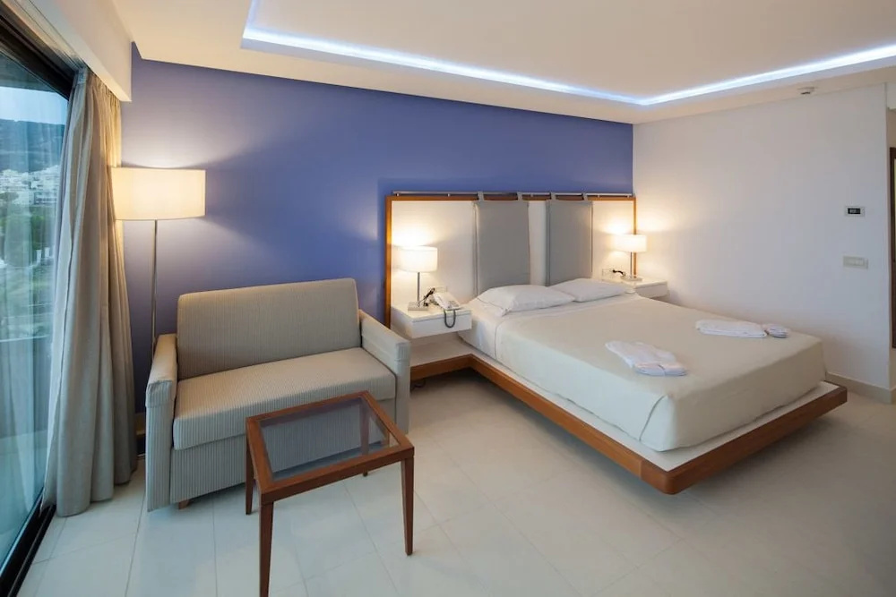 Standard room with balcony