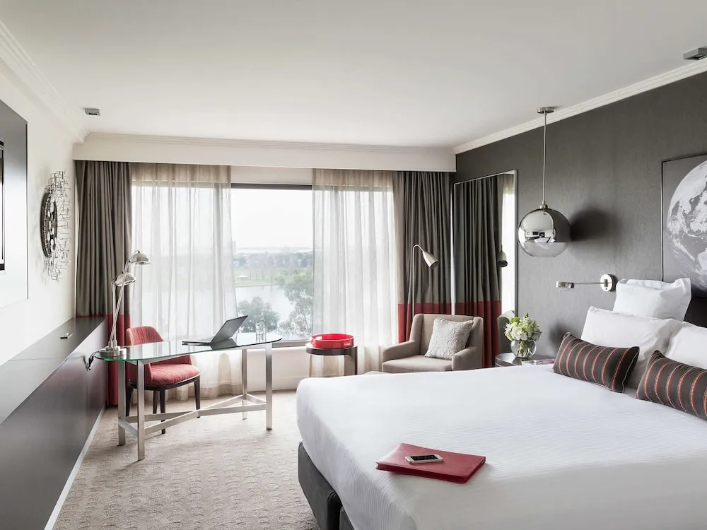 Superior Double room with lake view (twin beds)