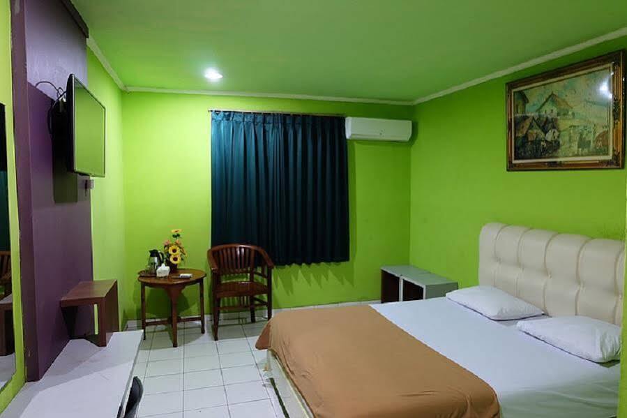 Image 4
