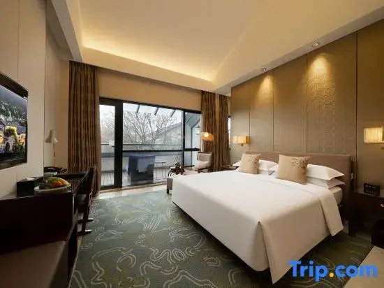 Standard Double room with view (full double bed)