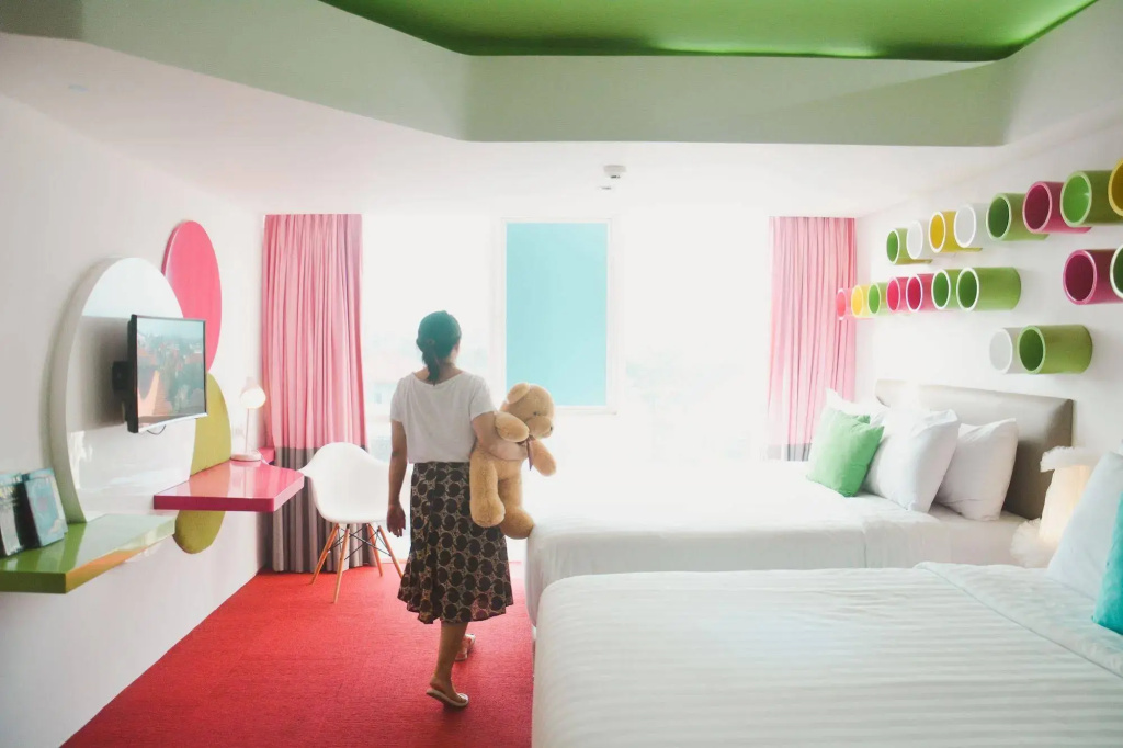 Berry Glee Thematic Hotel - Général