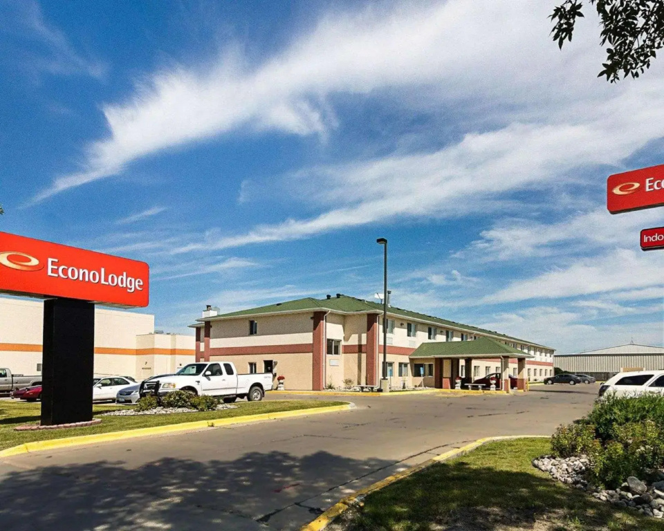 Econo Lodge Fargo - West Acres