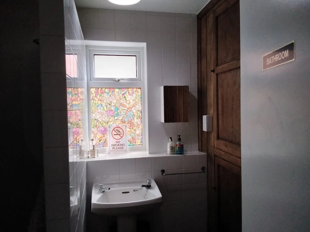 Whiteways Hotel - Chambres