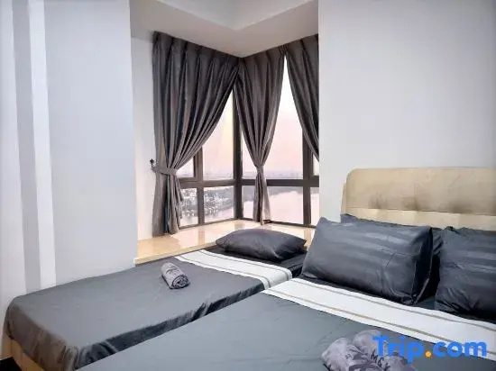 R&F Mall Princess Cove 10-12pax Sea View-Smart TV 70inch