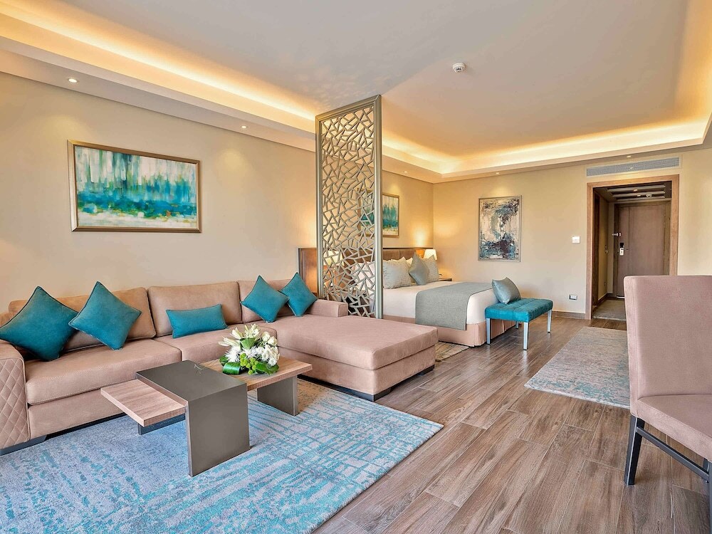 Rixos Premium Magawish Suites And Villas