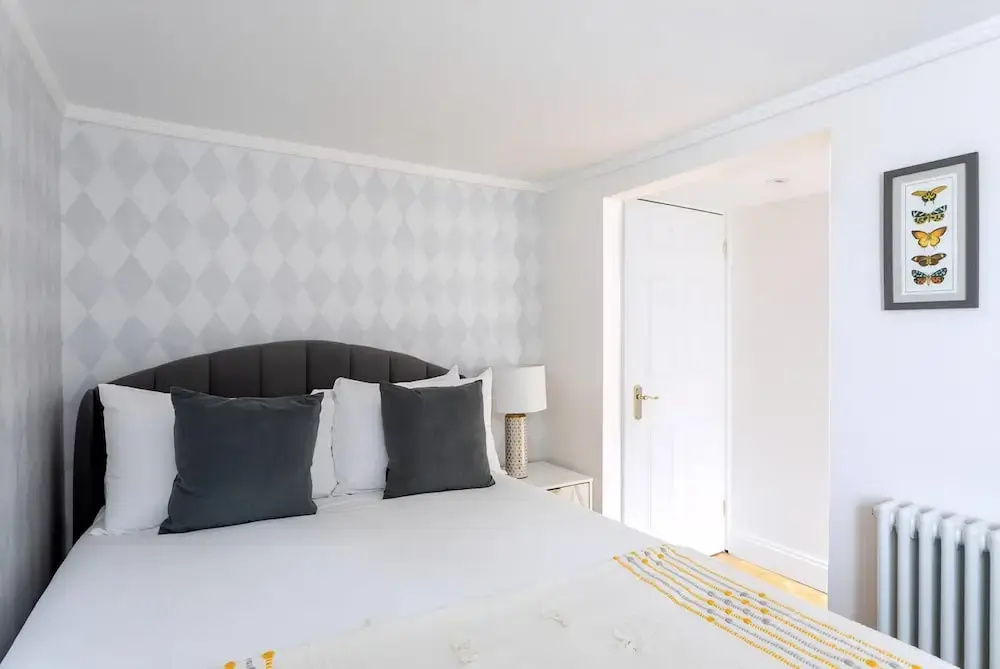 Fabulous Gloucester Road Apartment