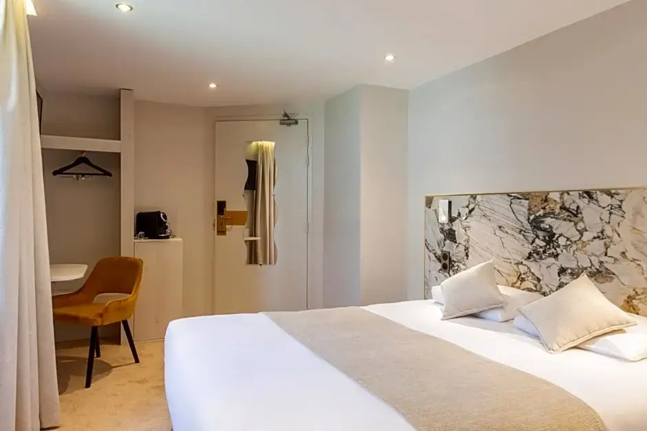 The Originals Boutique, Hôtel Porte de Dieppe - Chambres