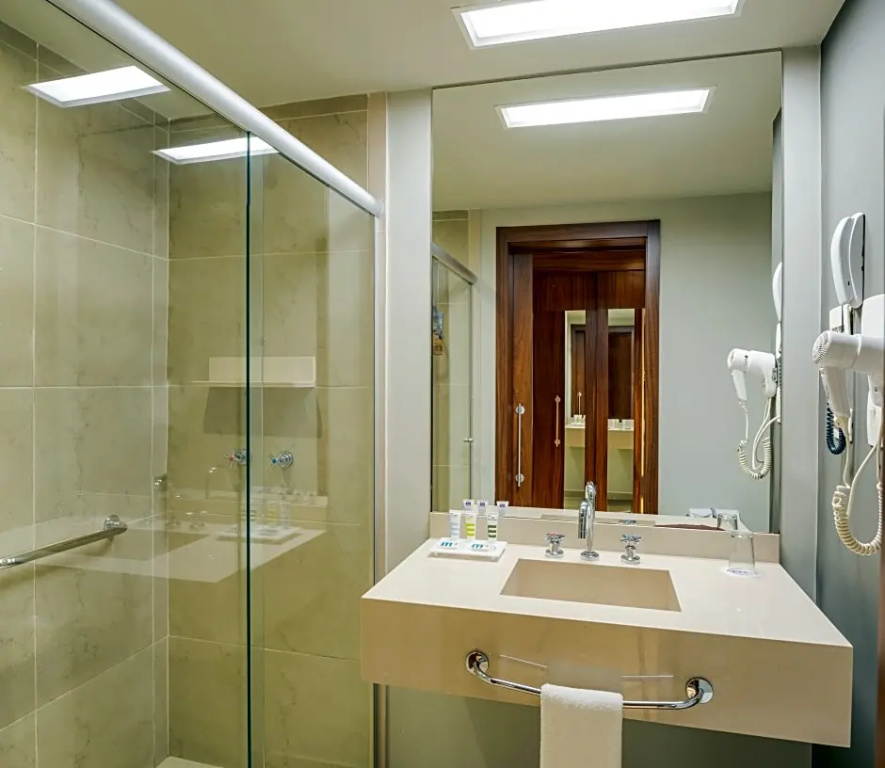 Hotel Cassino Tower Curitiba Aeroporto By Nacional Inn - Chambres