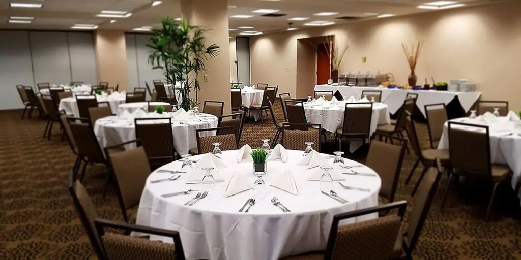 Hilo Hawaiian Hotel, Trademark Collection by Wyndham - Général