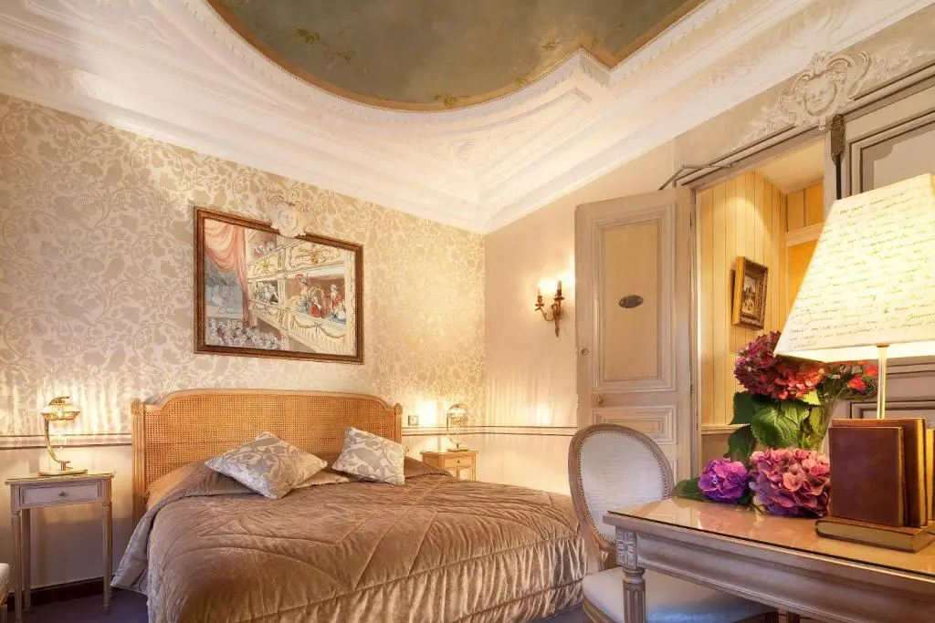 Standard Double room (full double bed)
