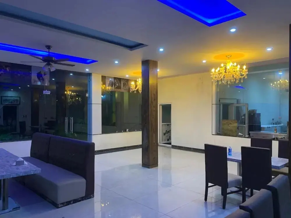 Hotel photo 2