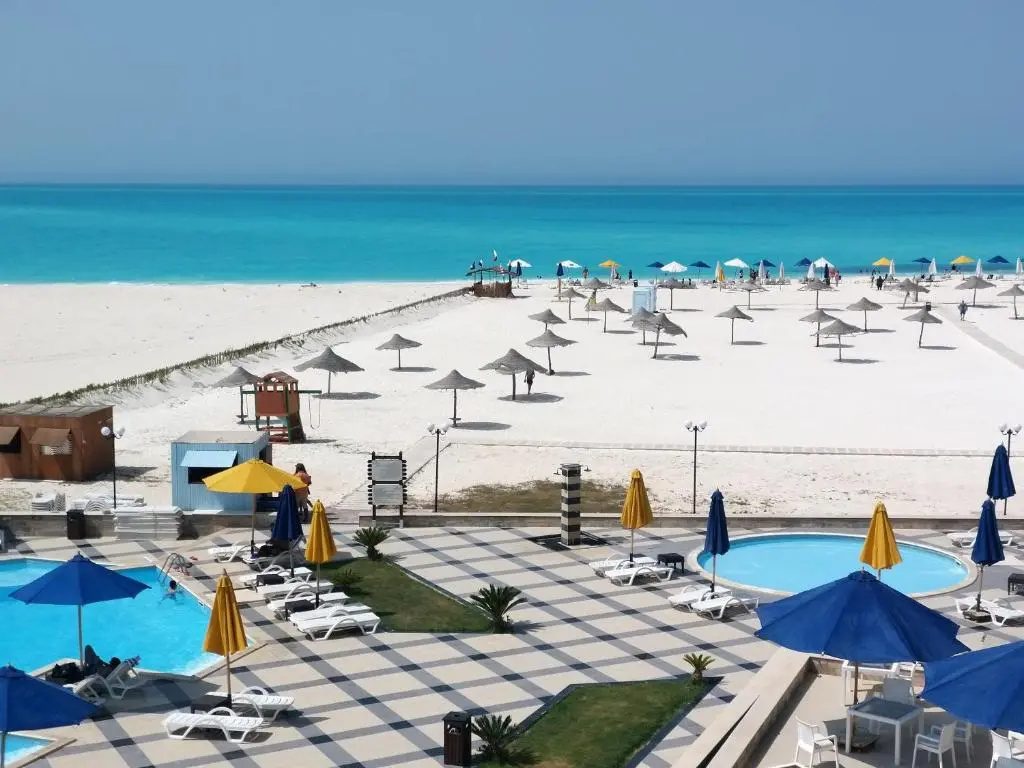 Beach & Waterfront