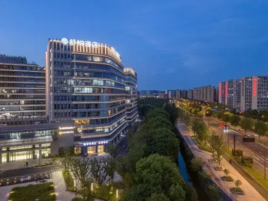 Charmjoy Hotel