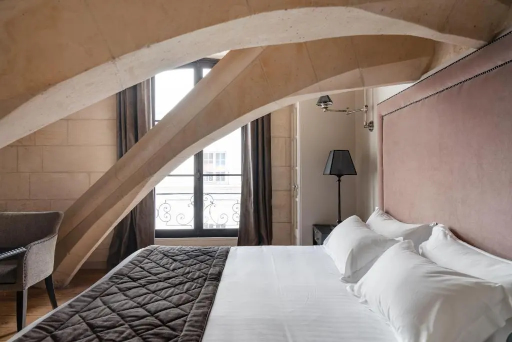 Prestige room