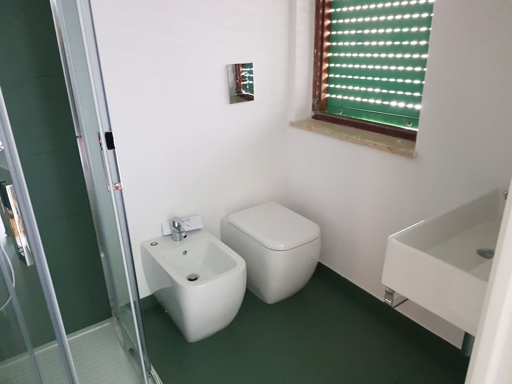 Standard Double room with balcony (full double bed)