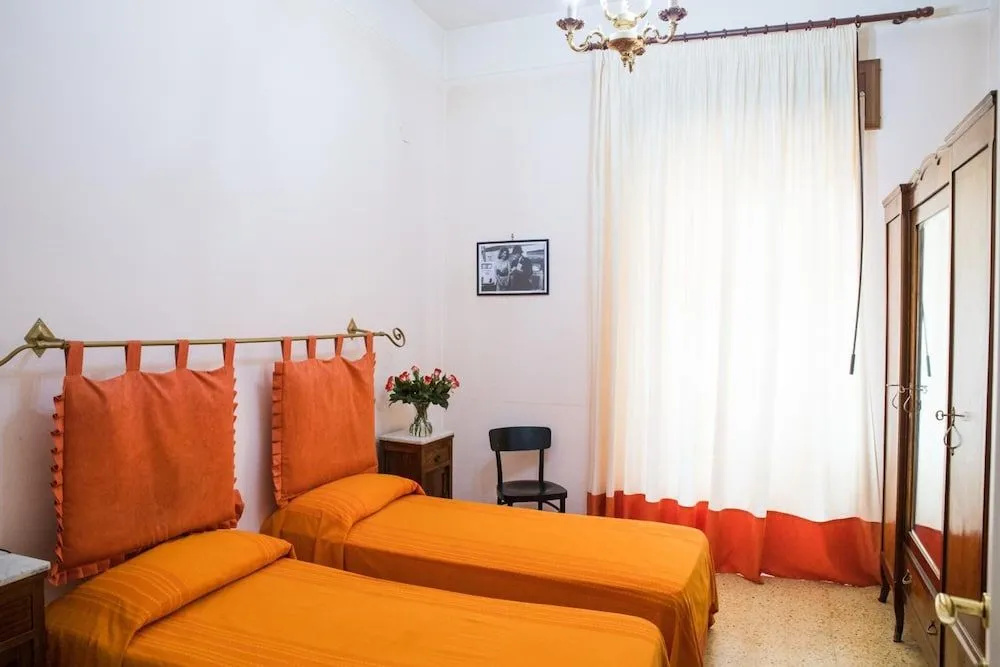 Vittoria Guest House - Battipaglia - фото 15
