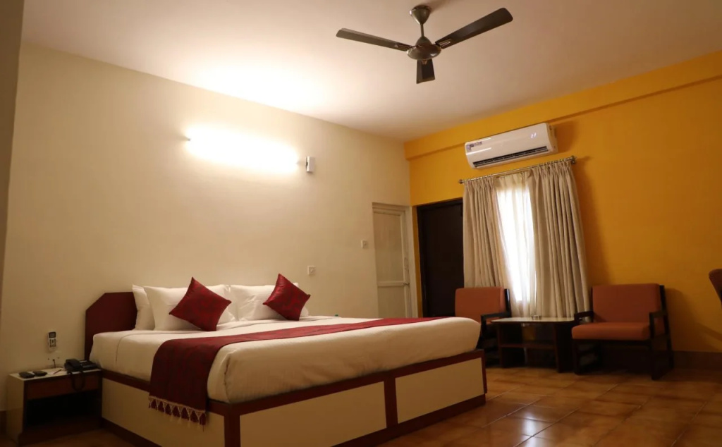 Bedroom