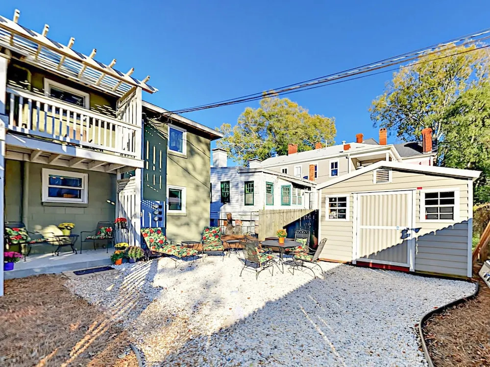 East Bolton Duplex Unit A 2 Bedrooms 1 Bathroom Duplex
